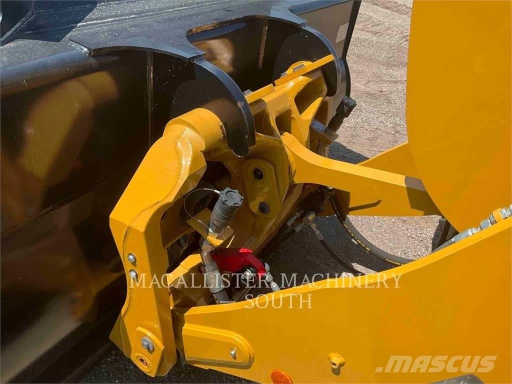 CAT 926M 轮式装载机