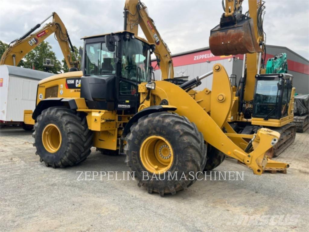 CAT 926M 轮式装载机