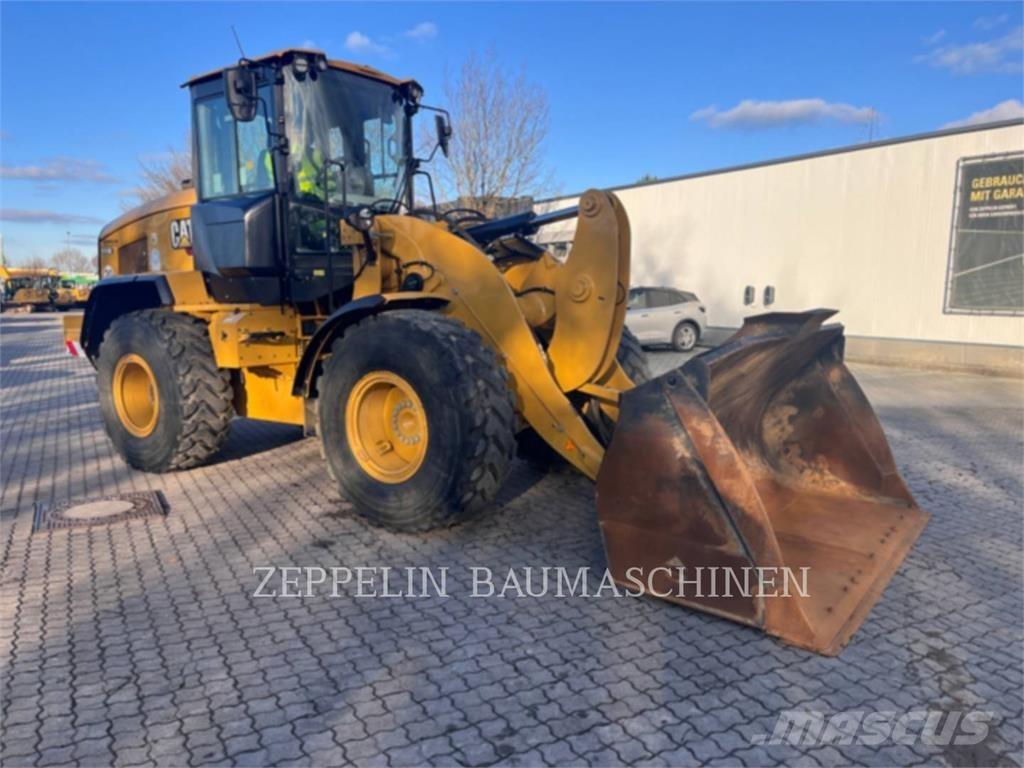 CAT 926M 轮式装载机