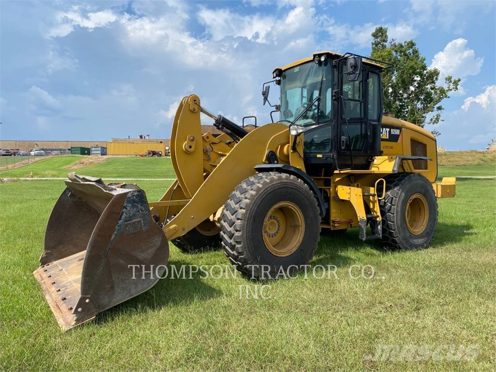 CAT 926M 轮式装载机