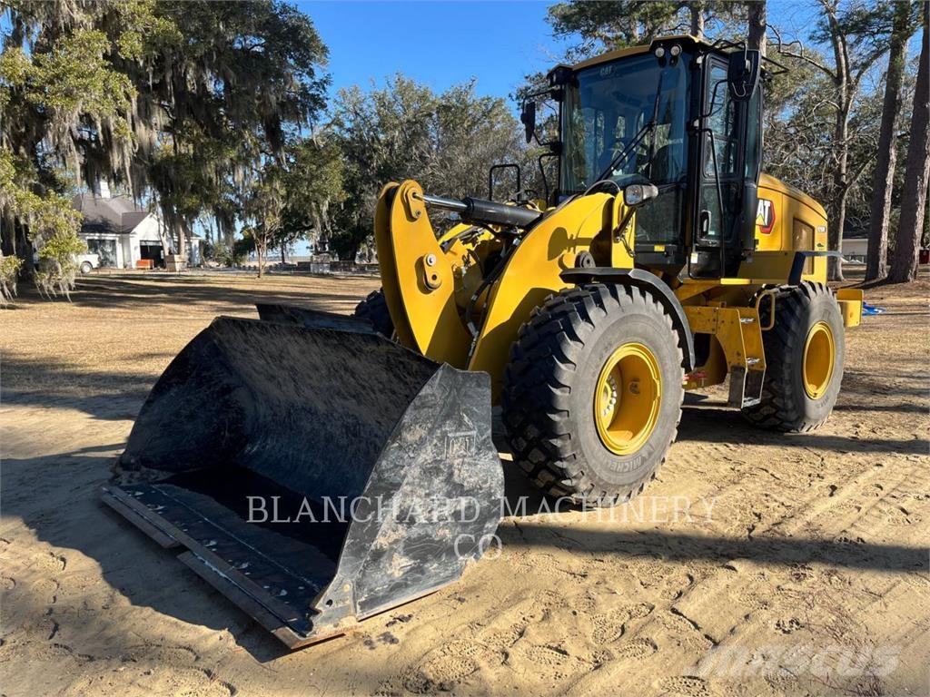 CAT 926M 轮式装载机