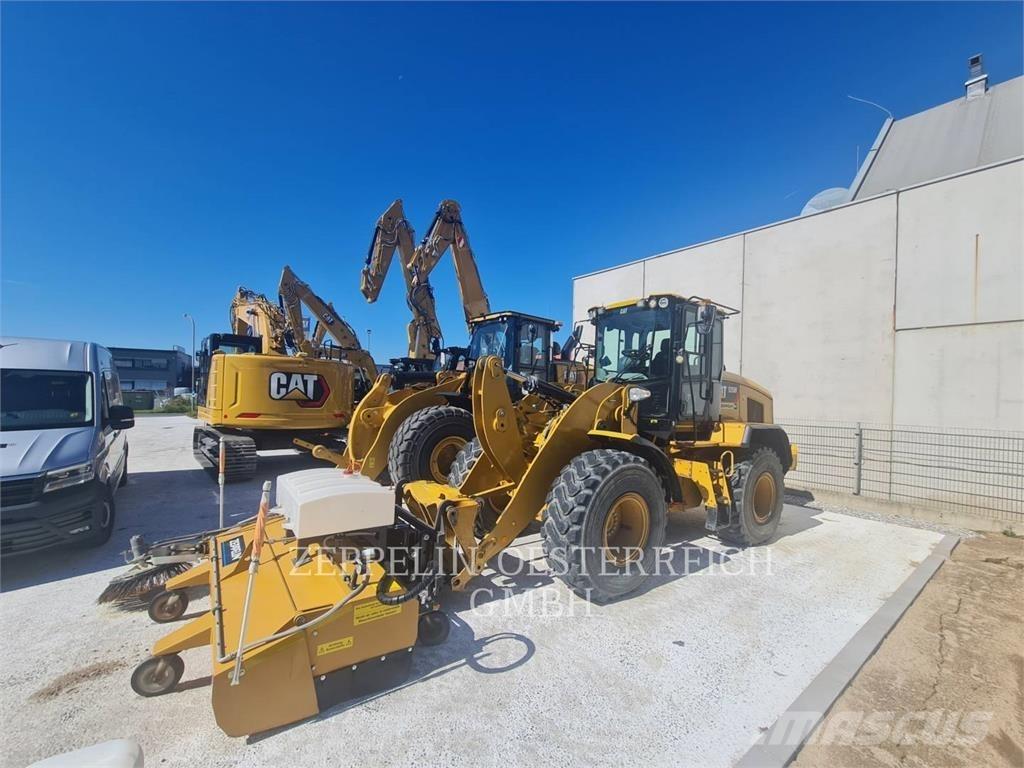 CAT 926M 轮式装载机
