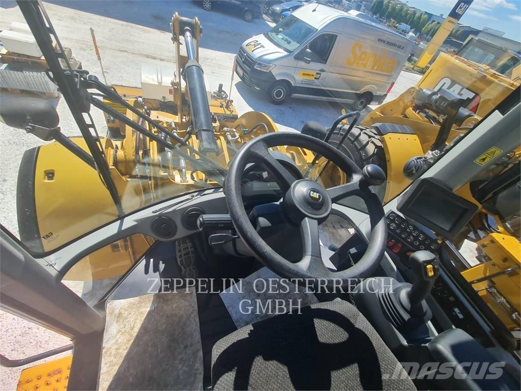CAT 926M 轮式装载机