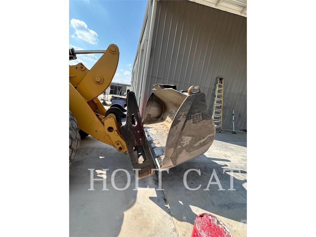 CAT 926M 轮式装载机