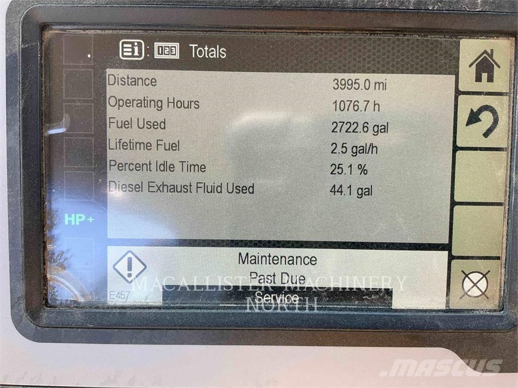 CAT 926M 3RQ 轮式装载机