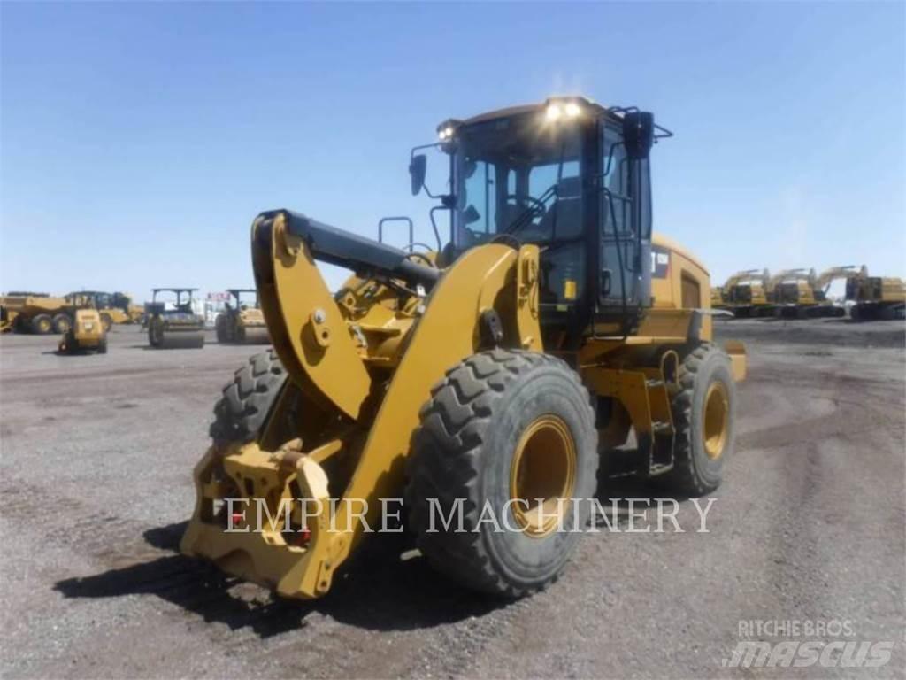 CAT 926M FC 轮式装载机