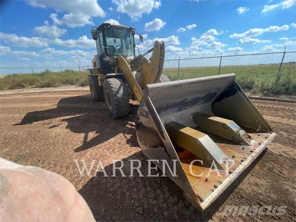 CAT 926M HL 轮式装载机