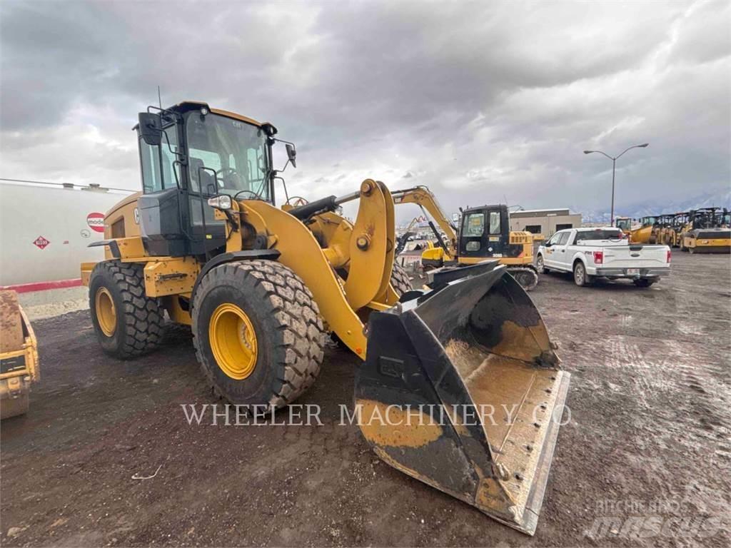 CAT 926M QC 轮式装载机