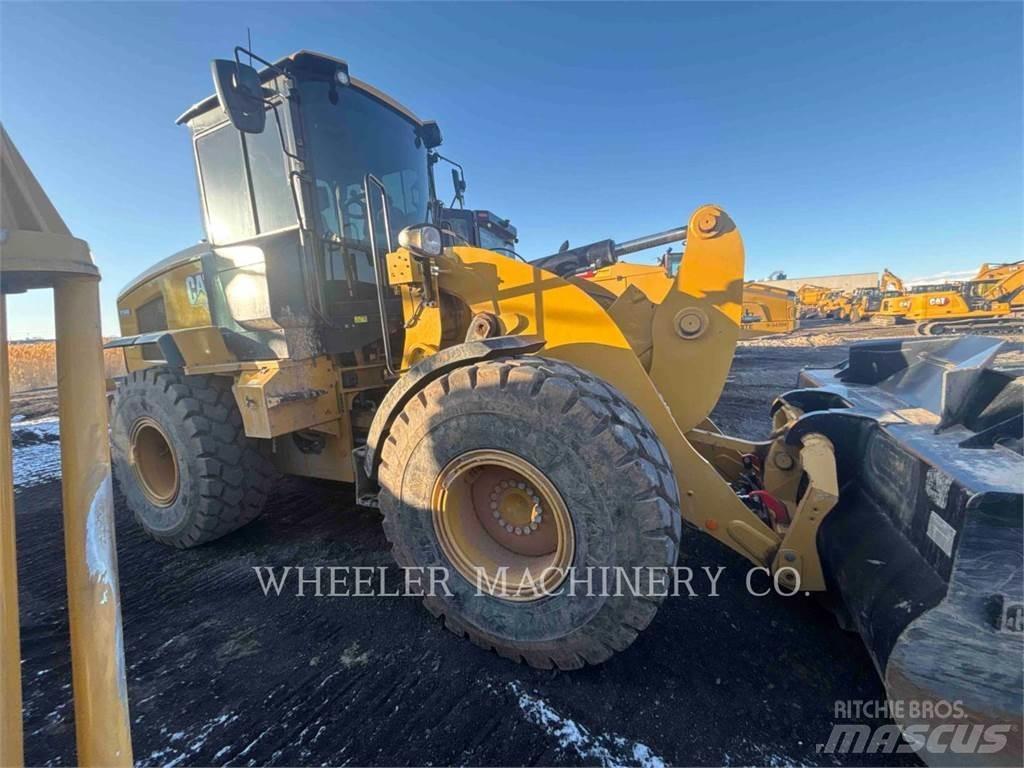 CAT 926M QC 轮式装载机