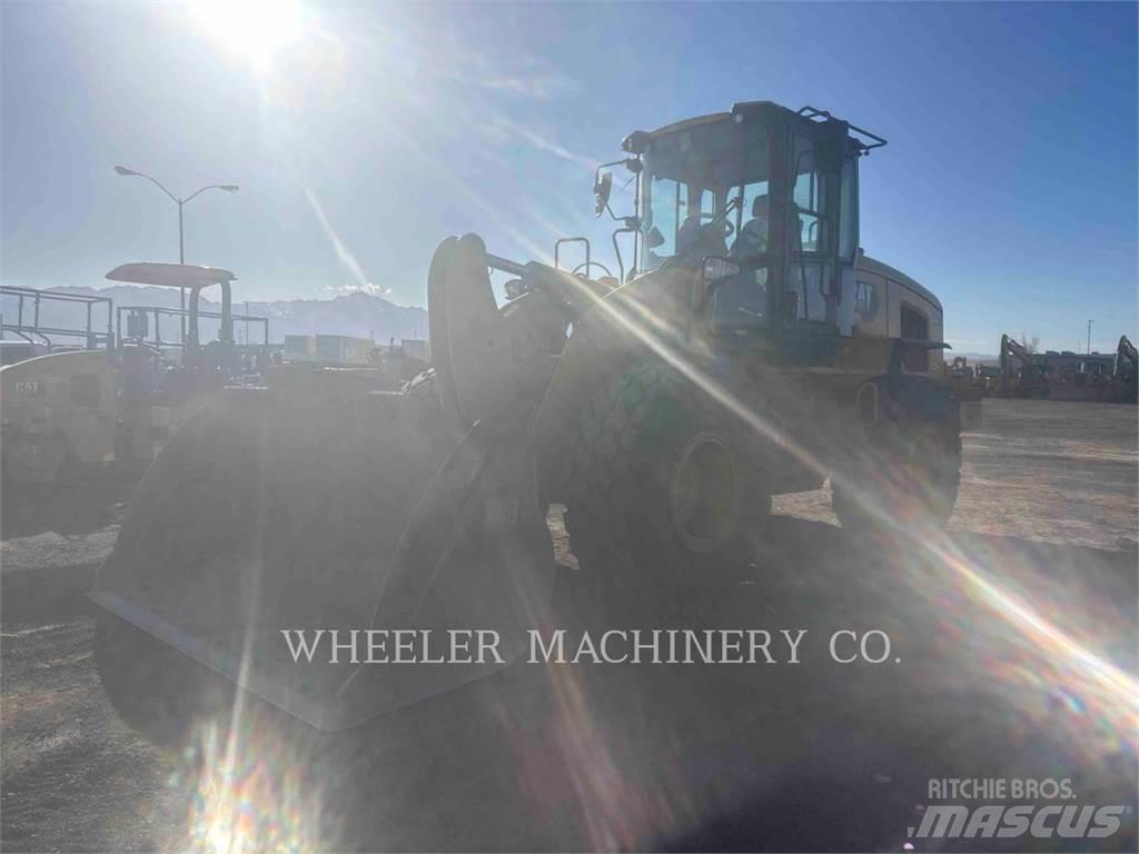CAT 926M QC 轮式装载机
