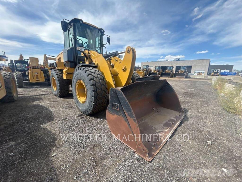 CAT 926M QC 轮式装载机