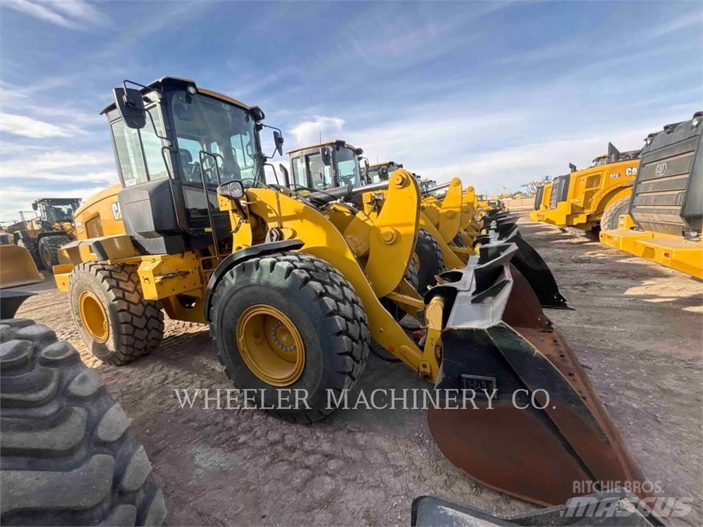 CAT 926M QC 3V 轮式装载机