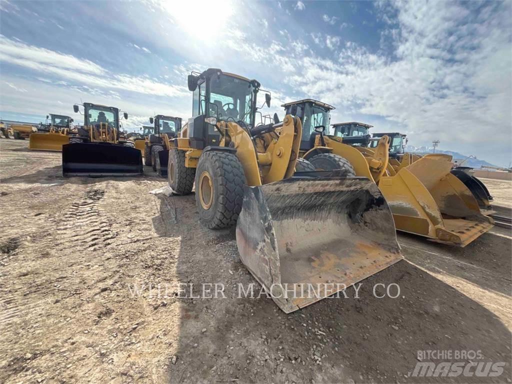 CAT 926M QC 3V 轮式装载机