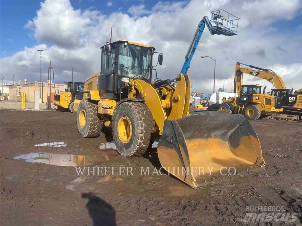 CAT 926M QC 3V 轮式装载机