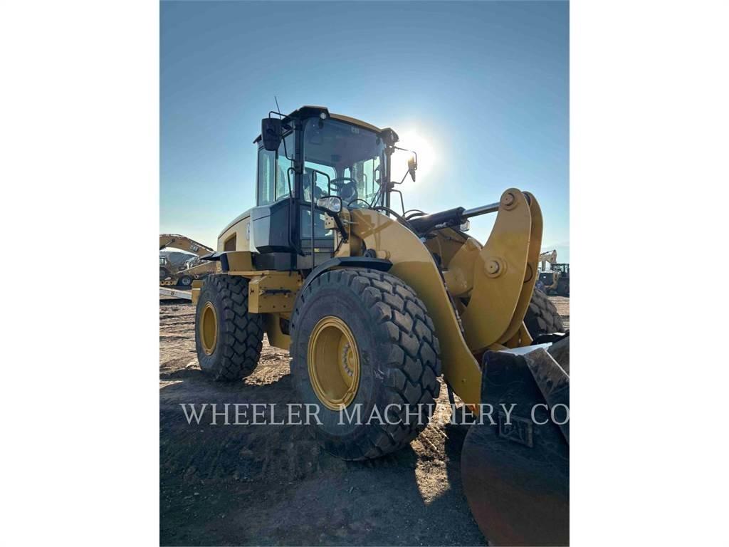 CAT 926M QC 3V 轮式装载机