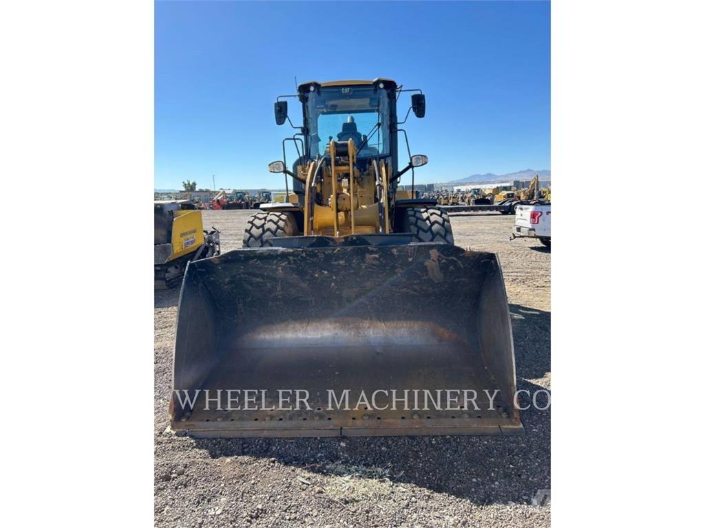 CAT 926M QC 3V 轮式装载机