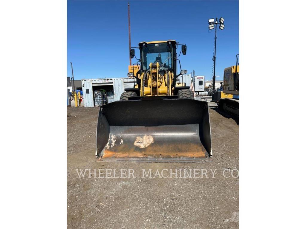 CAT 926M QC 3V 轮式装载机