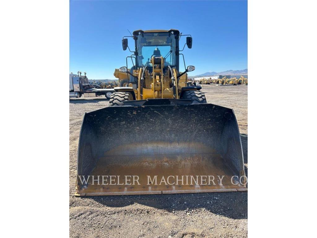CAT 926M QC 3V 轮式装载机