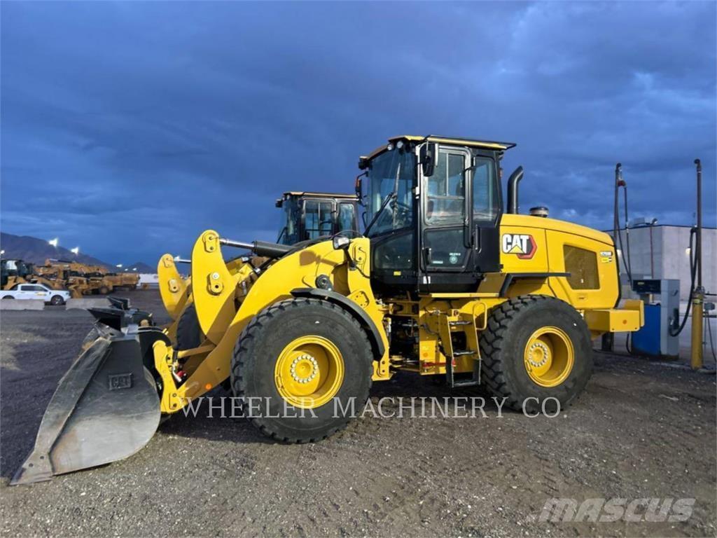 CAT 926M QC 3V 轮式装载机