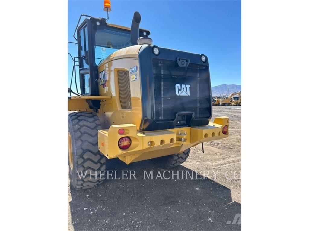 CAT 926M QC 3V 轮式装载机