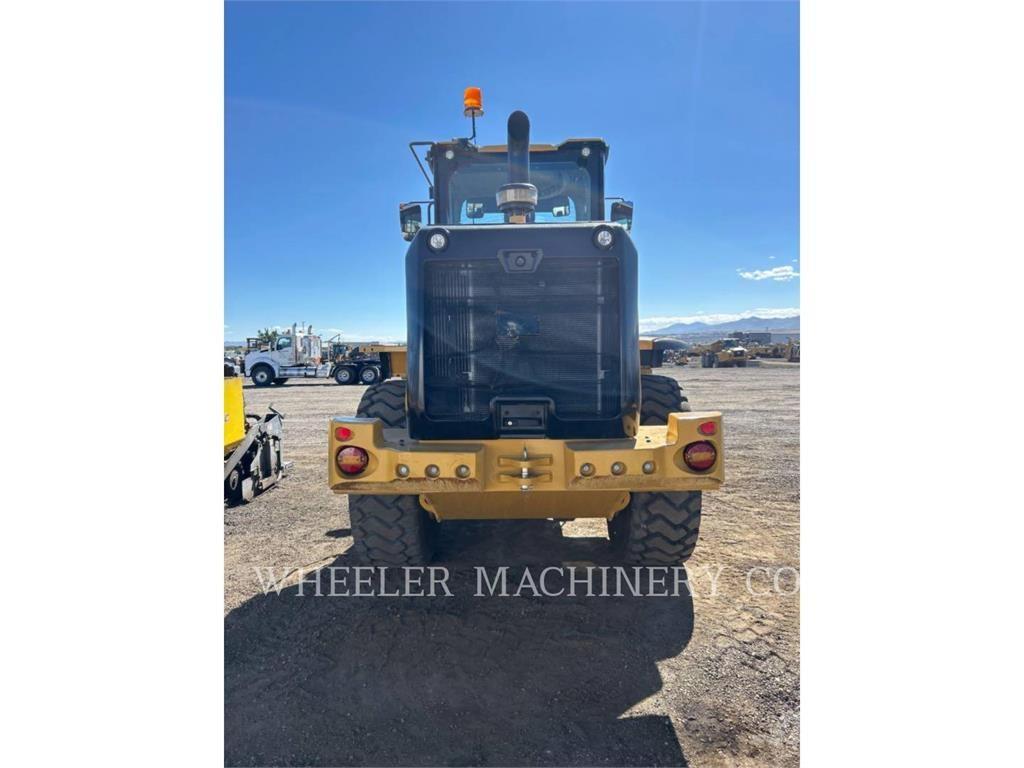 CAT 926M QC 3V 轮式装载机