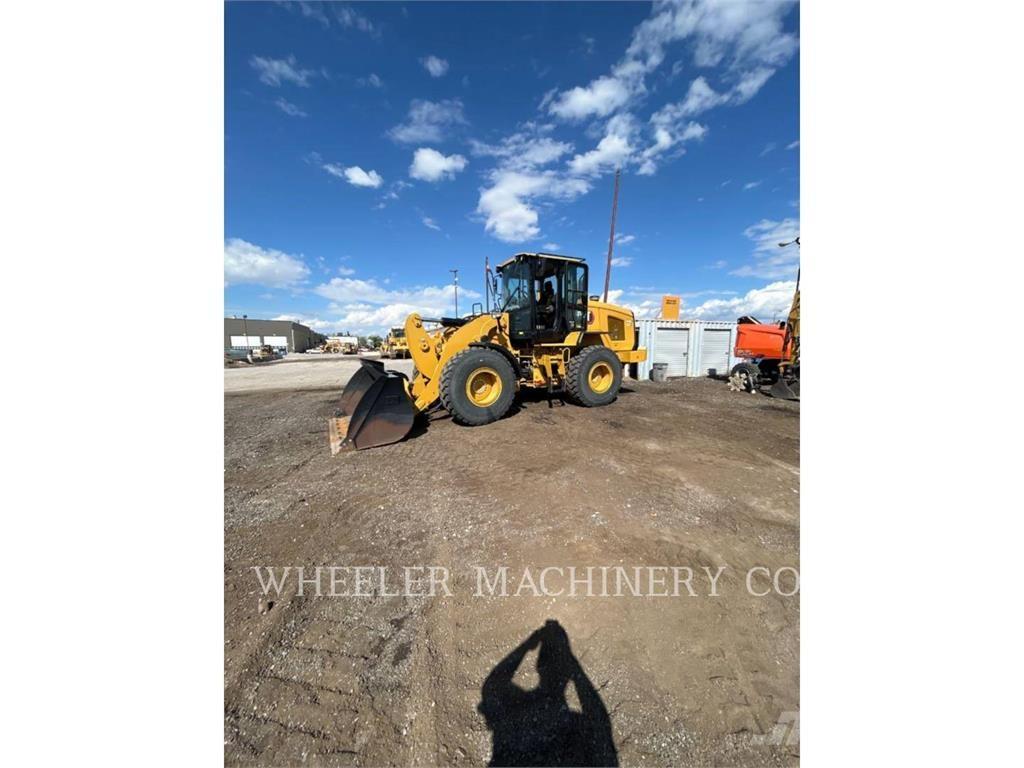 CAT 926M QC 3V 轮式装载机