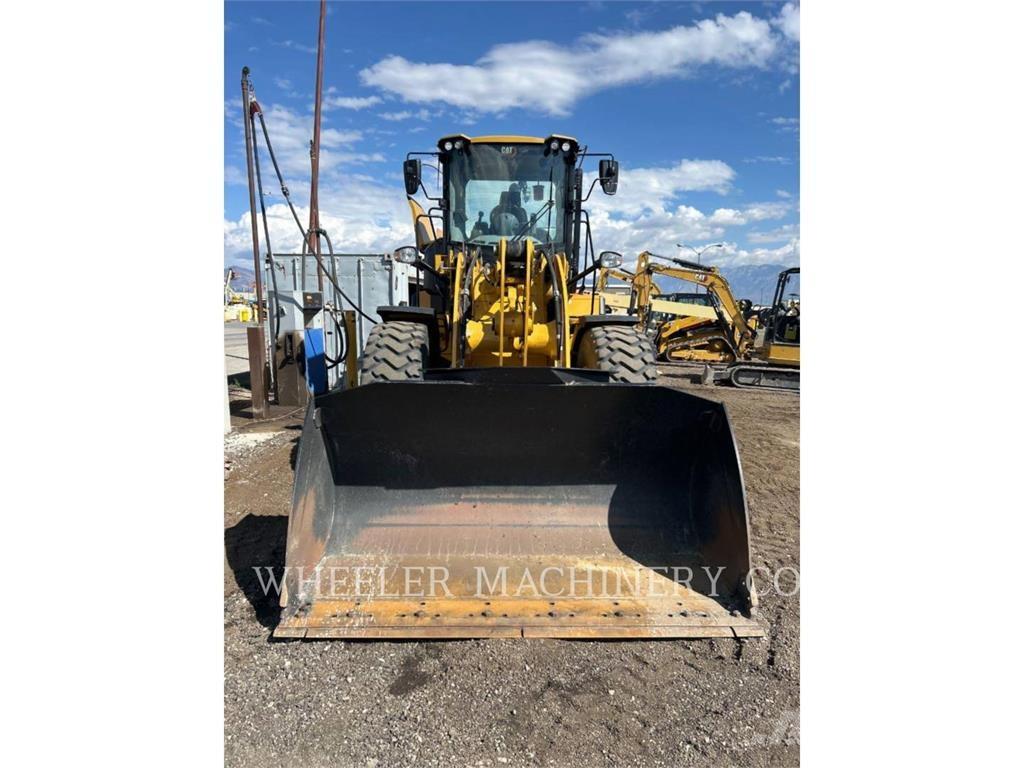 CAT 926M QC 3V 轮式装载机