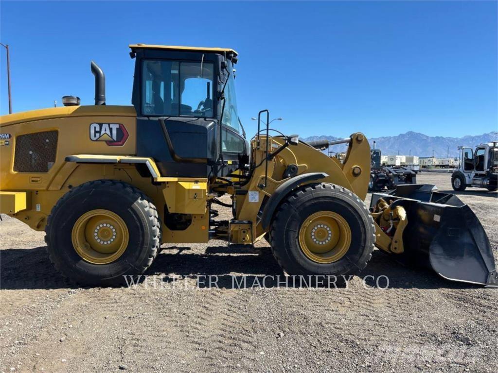 CAT 926M QC 3V 轮式装载机