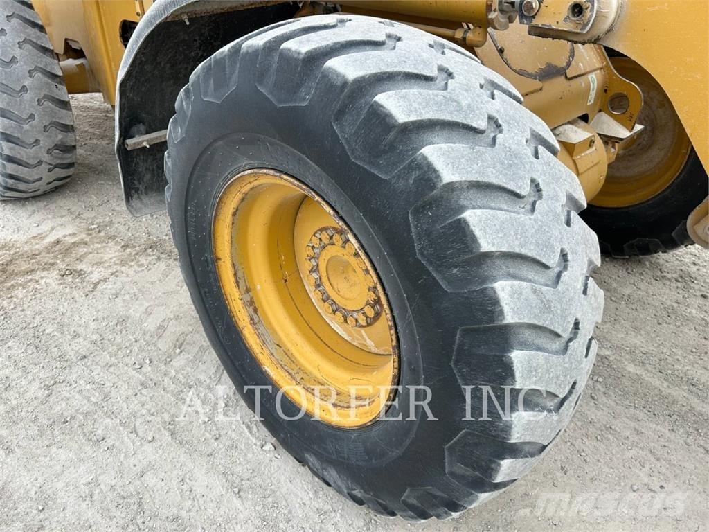 CAT 928G 轮式装载机