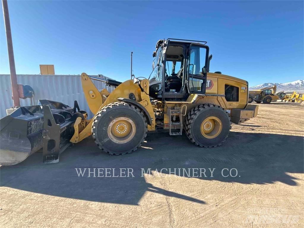 CAT 930 QC 轮式装载机