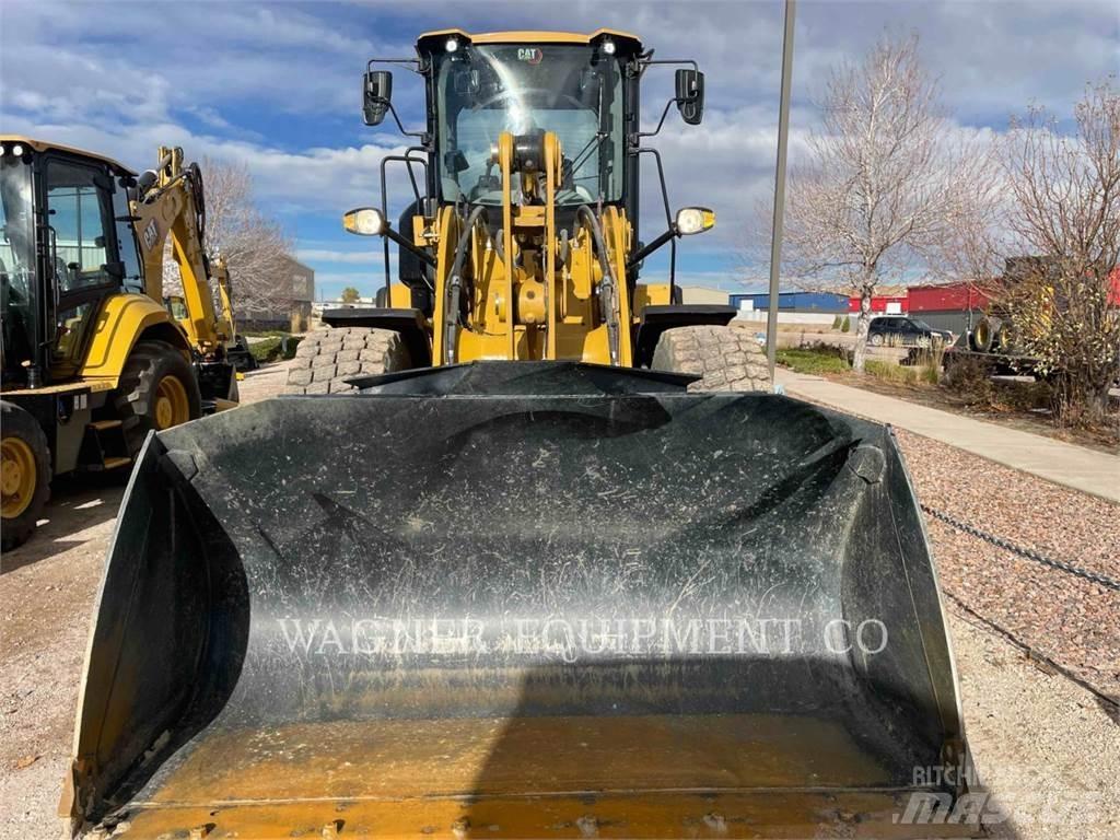 CAT 930M 轮式装载机