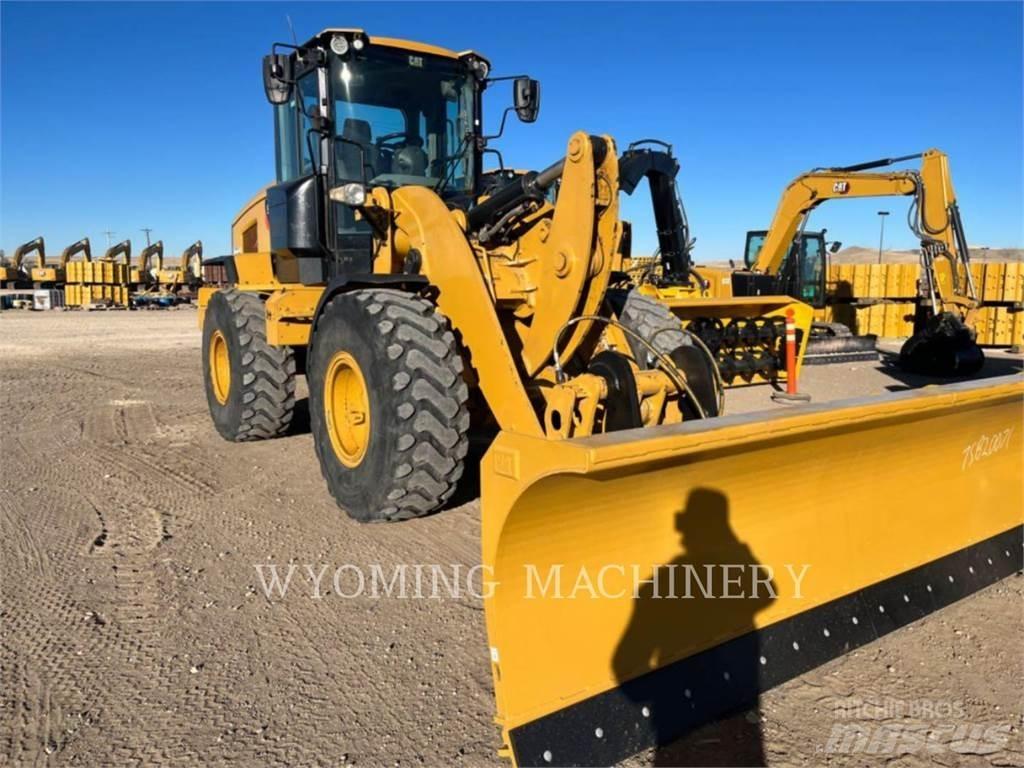 CAT 930M 轮式装载机