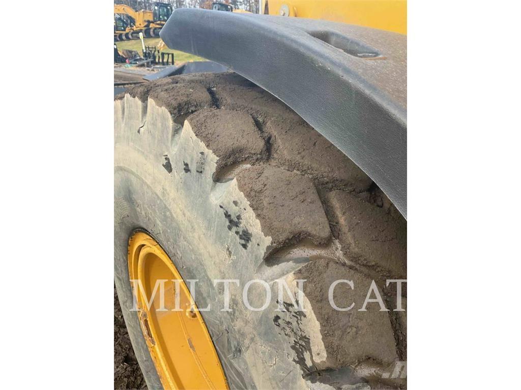 CAT 930M 轮式装载机