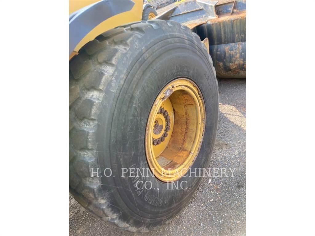 CAT 930M 轮式装载机