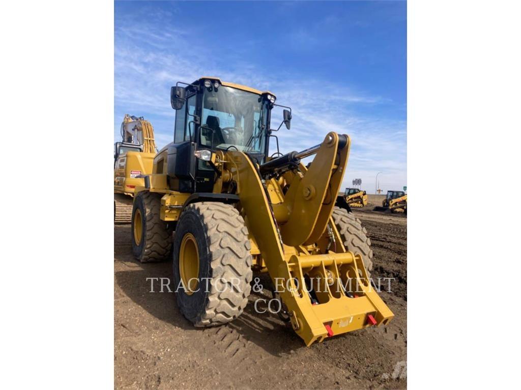 CAT 930M 轮式装载机