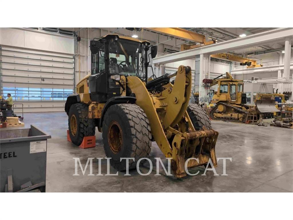 CAT 930M 轮式装载机