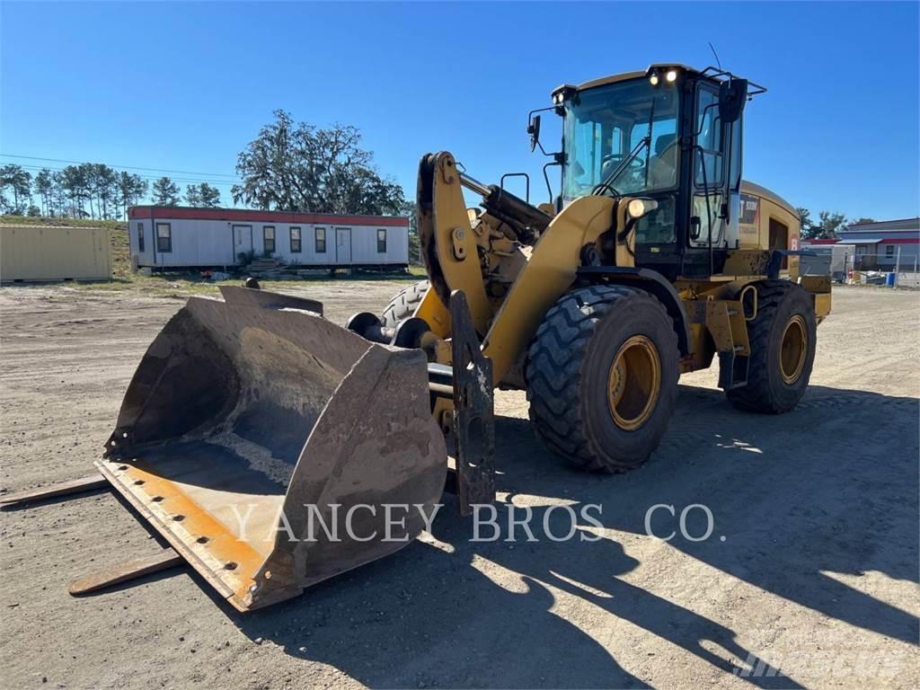 CAT 930M 轮式装载机