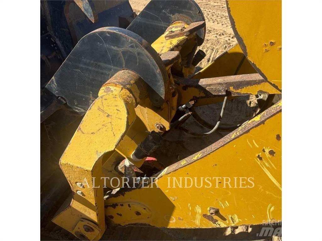 CAT 930M 轮式装载机