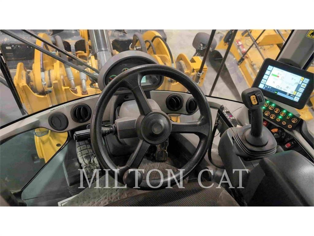 CAT 930M 轮式装载机