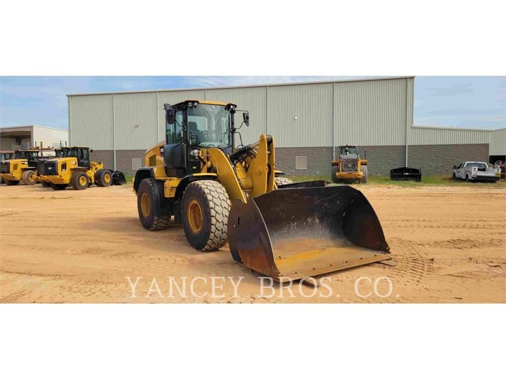 CAT 930M 轮式装载机