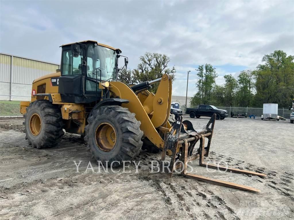 CAT 930M 轮式装载机