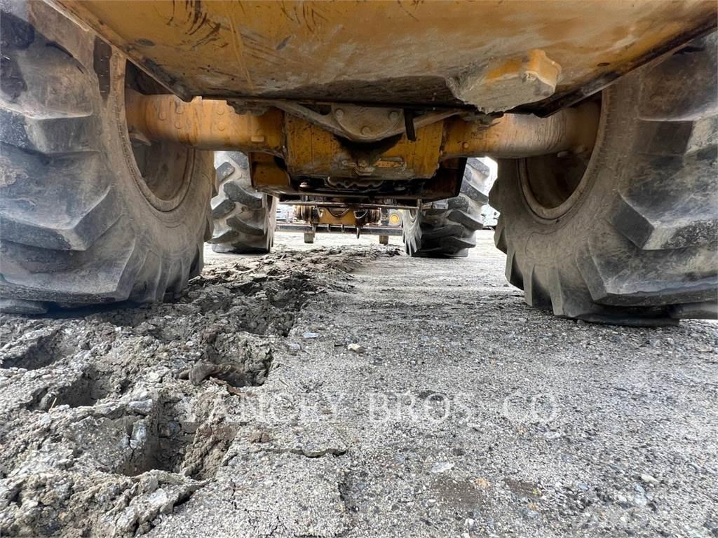 CAT 930M 轮式装载机