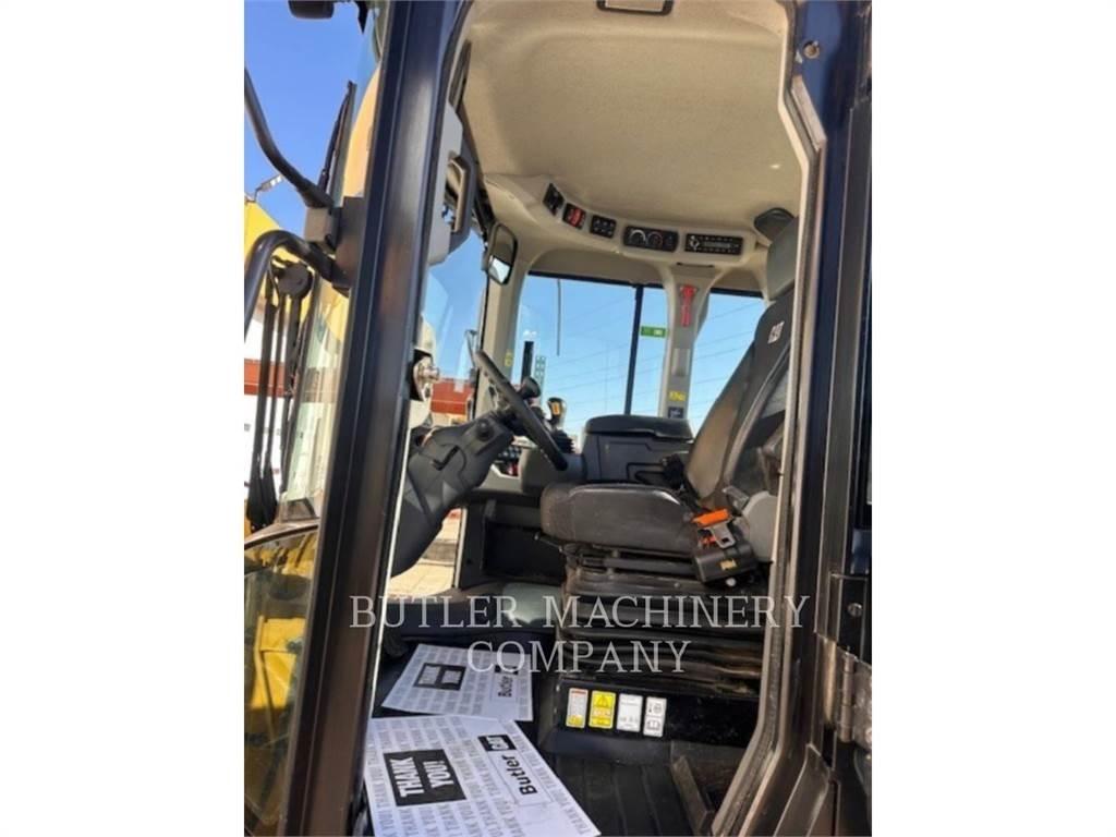 CAT 930M 轮式装载机