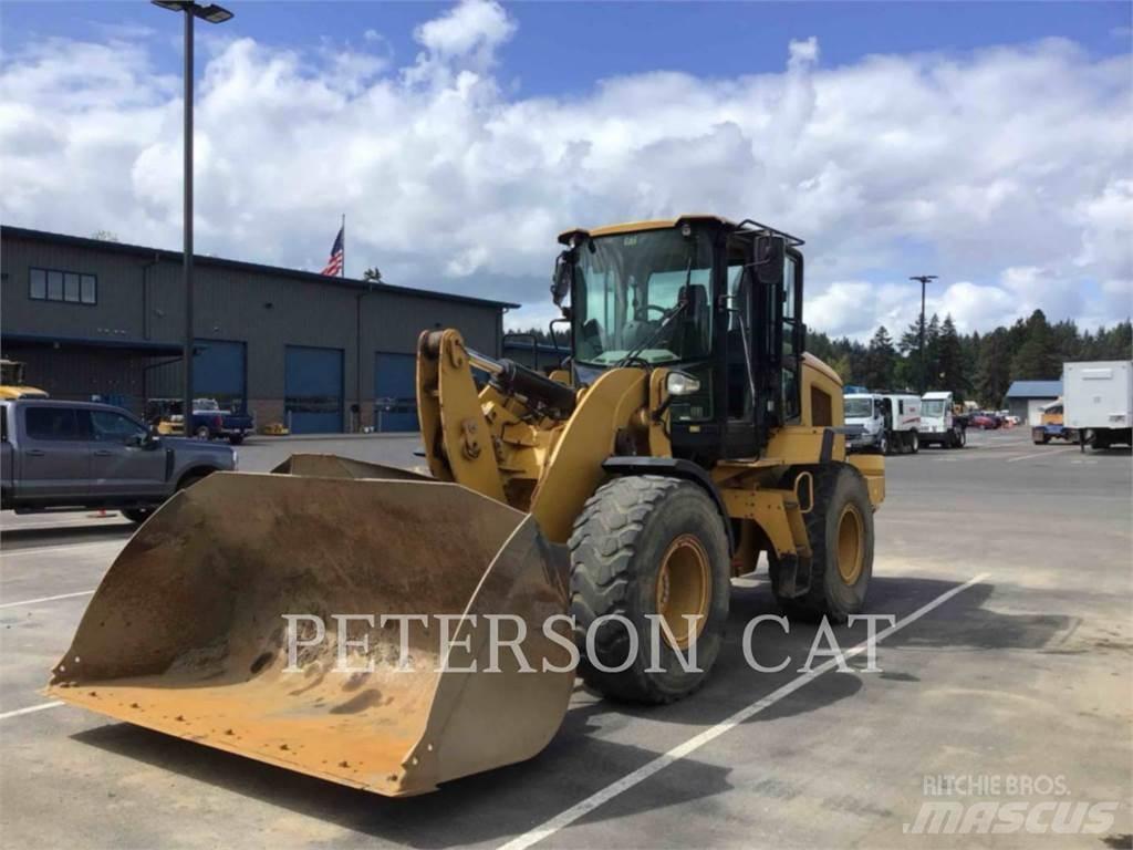 CAT 930M 轮式装载机