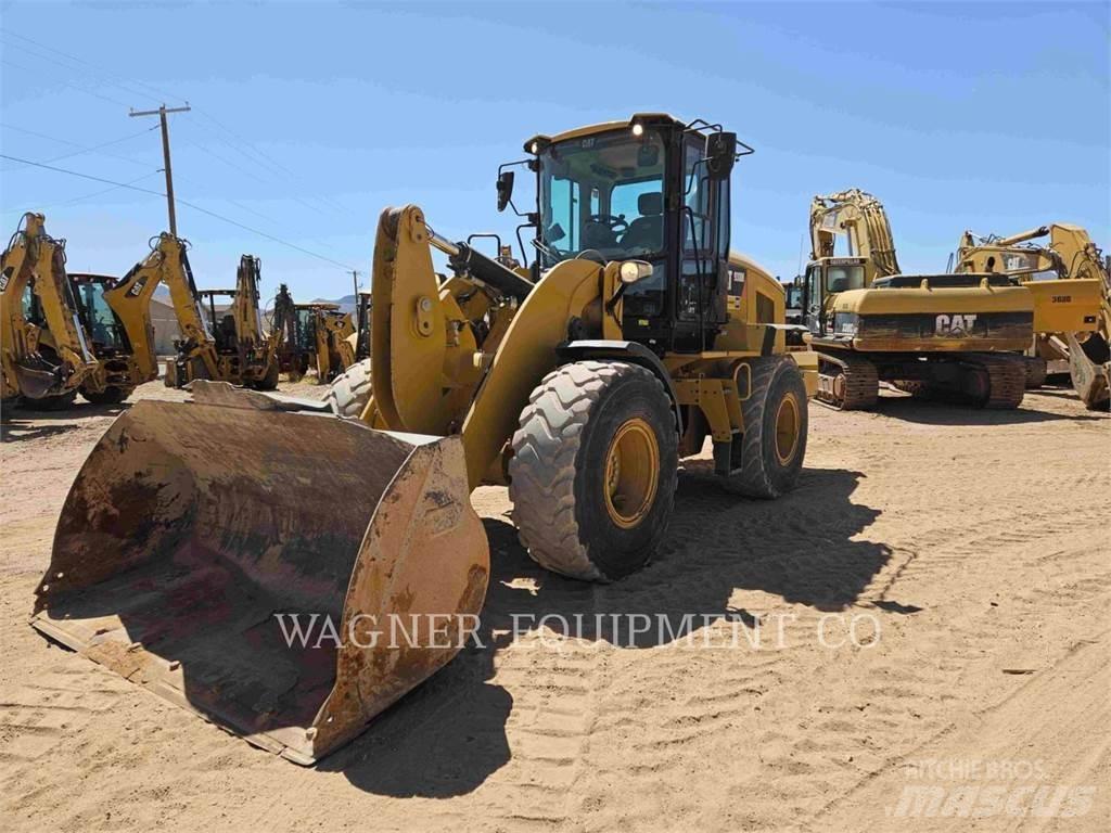 CAT 930M 轮式装载机