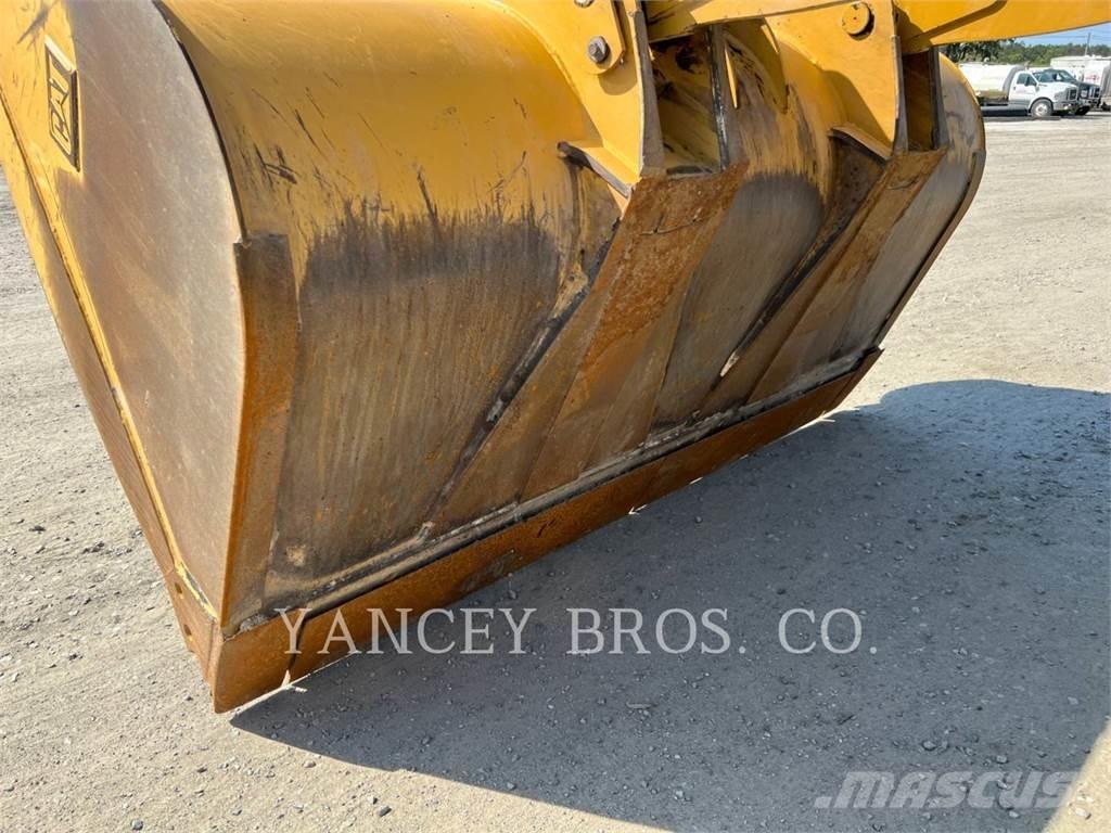 CAT 930M 轮式装载机