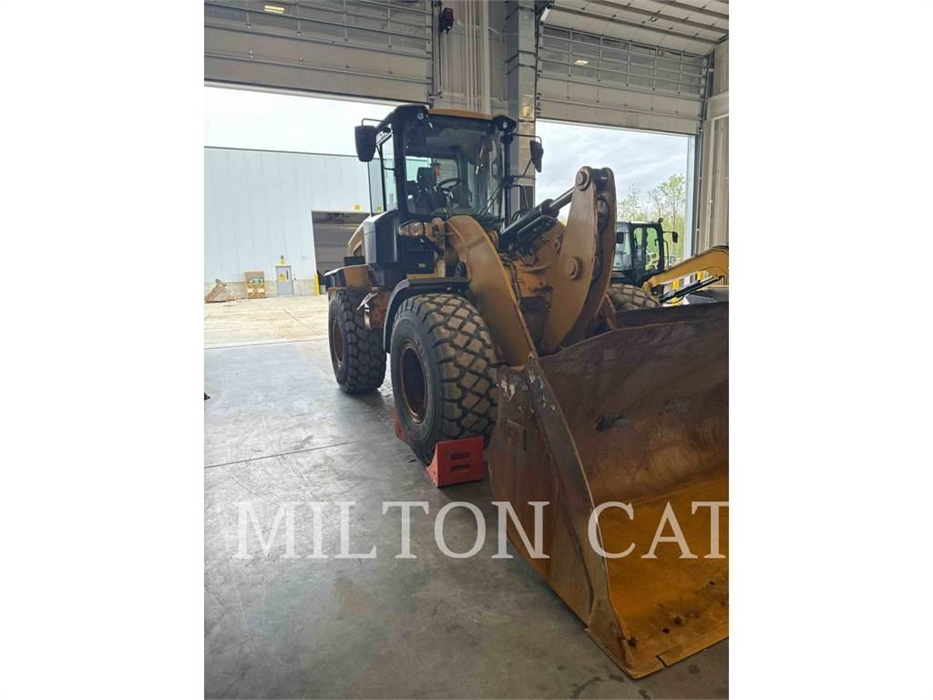 CAT 930M 轮式装载机
