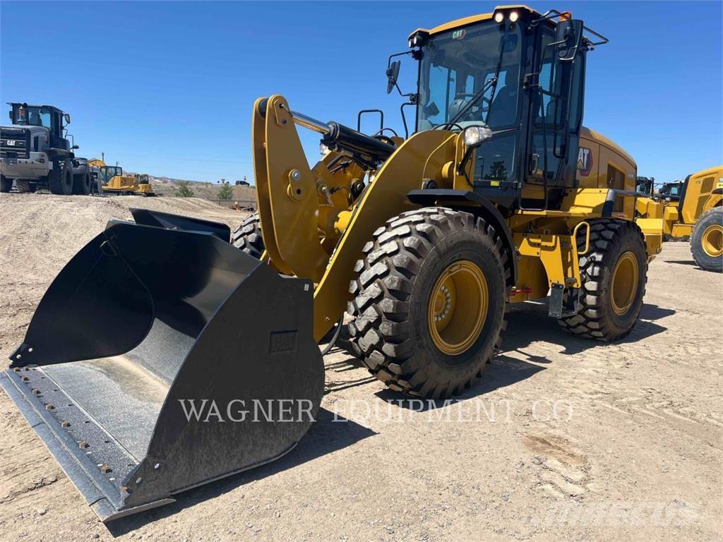 CAT 930M 轮式装载机