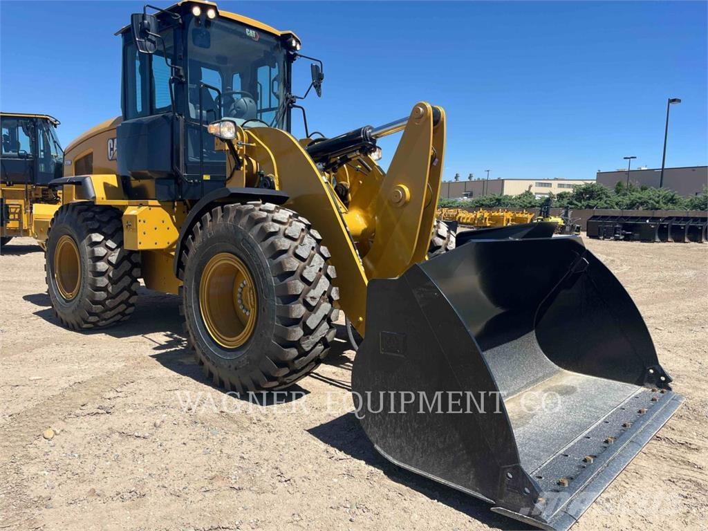 CAT 930M 轮式装载机