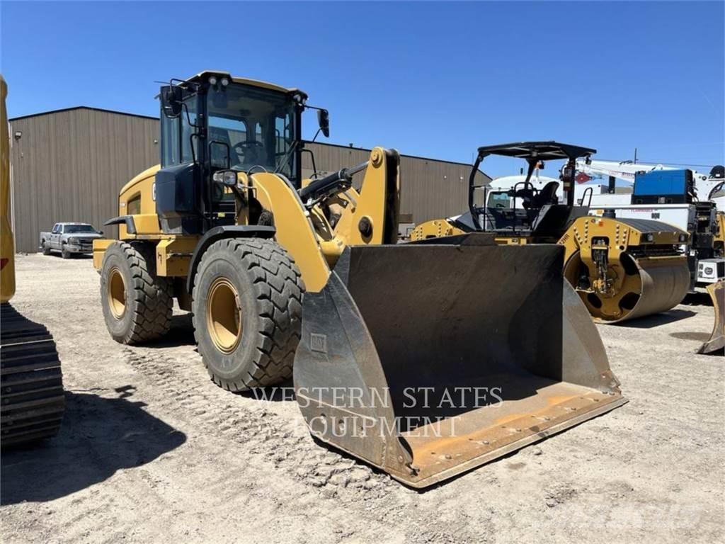 CAT 930M 轮式装载机